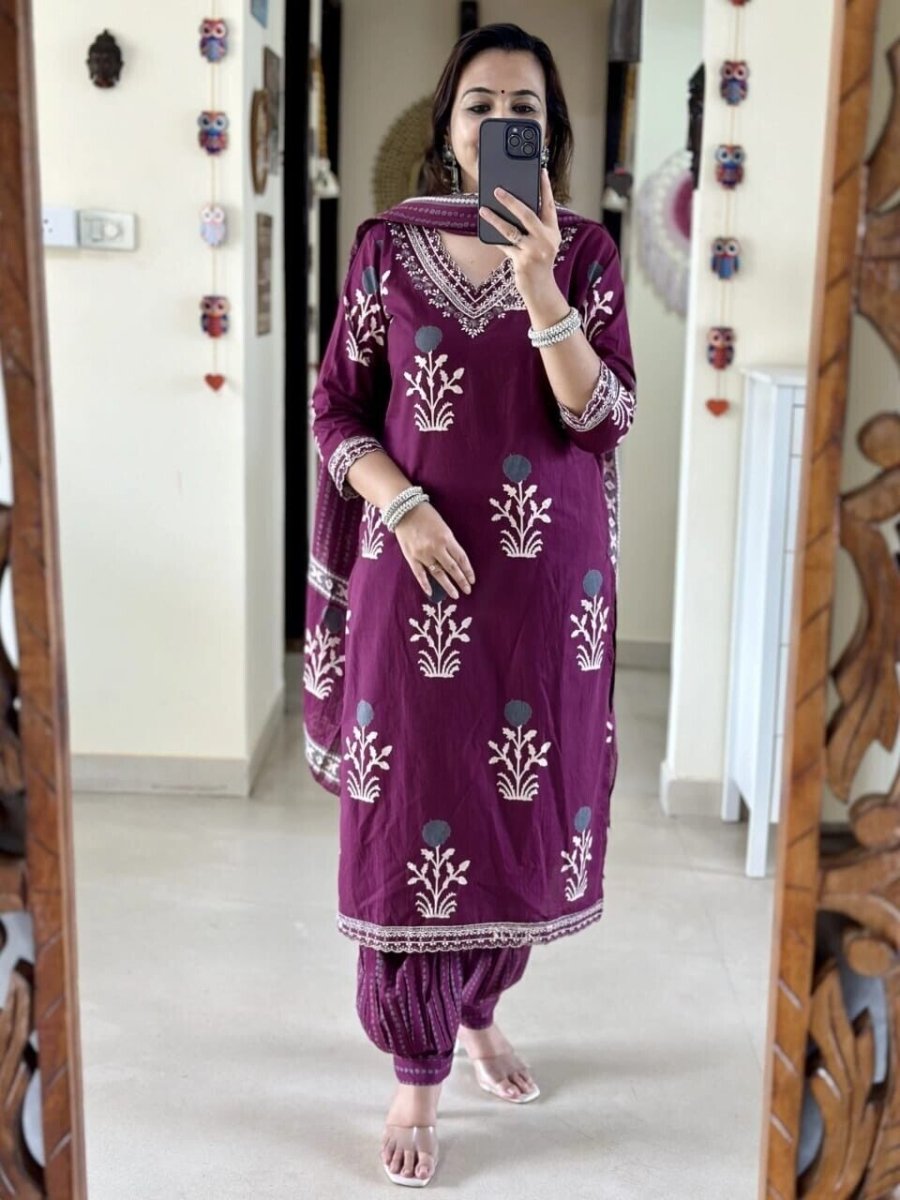 Black Cotton A - line suit salwar kameez set Embroidery – 3 - Piece Ensemble v neck - 001FASHIONFORWARD