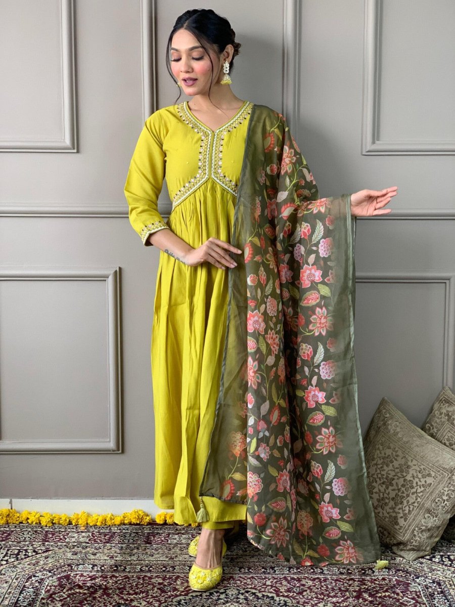 Chanderi Jacquard Zari Work Suit with Net Dupatta – Flared anarkali gown - 001FASHIONFORWARD
