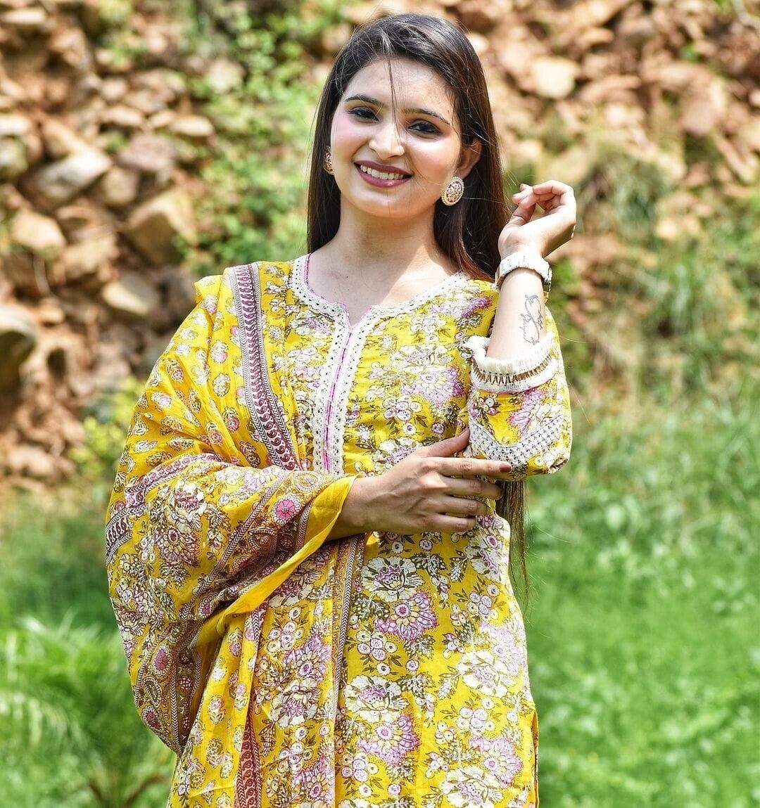 Designer Cotton Salwar Kameez Suit – Pakistani Bollywood Party & Wedding Wear - 001FASHIONFORWARD