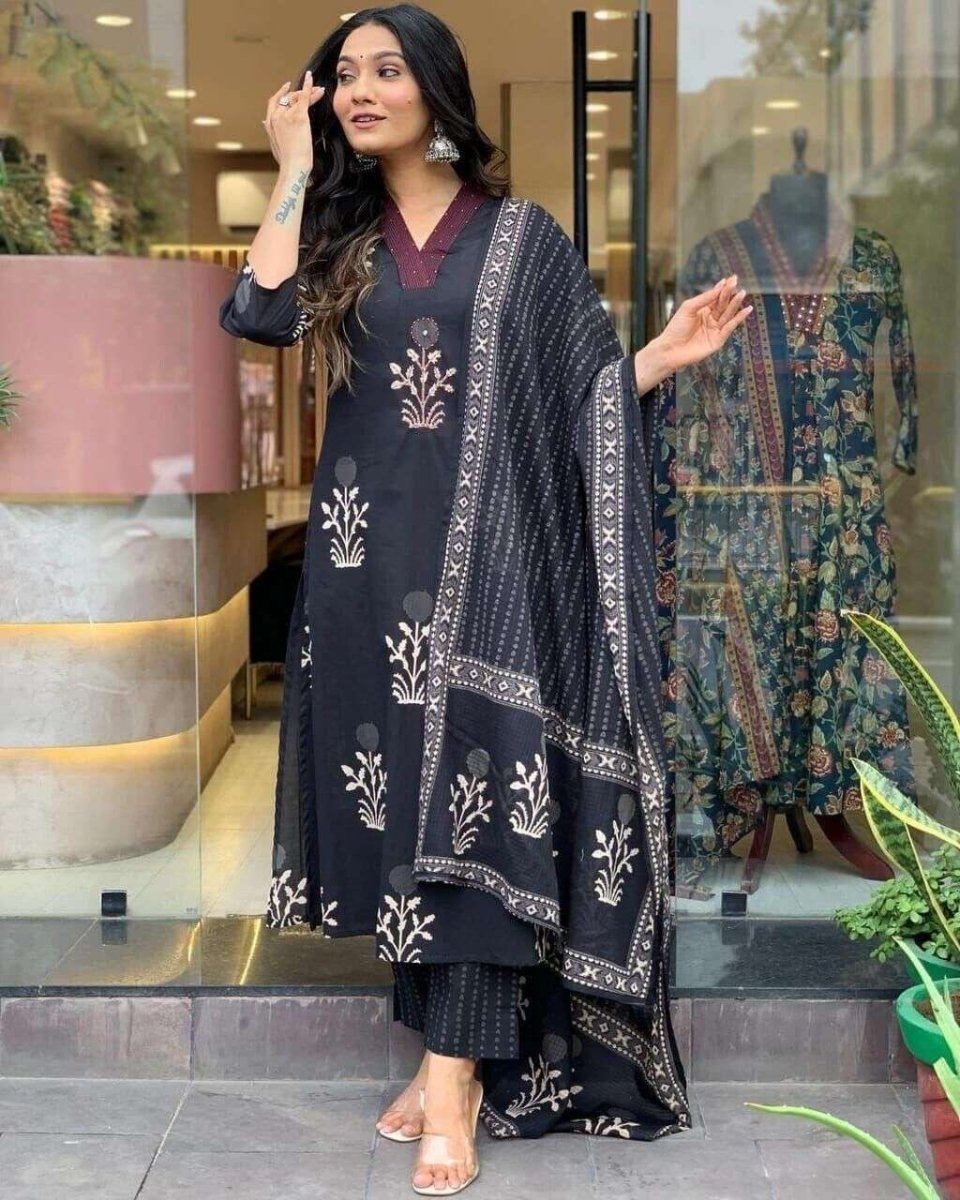 Designer Floral Printed kurta Set 3 PC long suit salwar Kameez Fabric Cotton 60 - 001FASHIONFORWARD