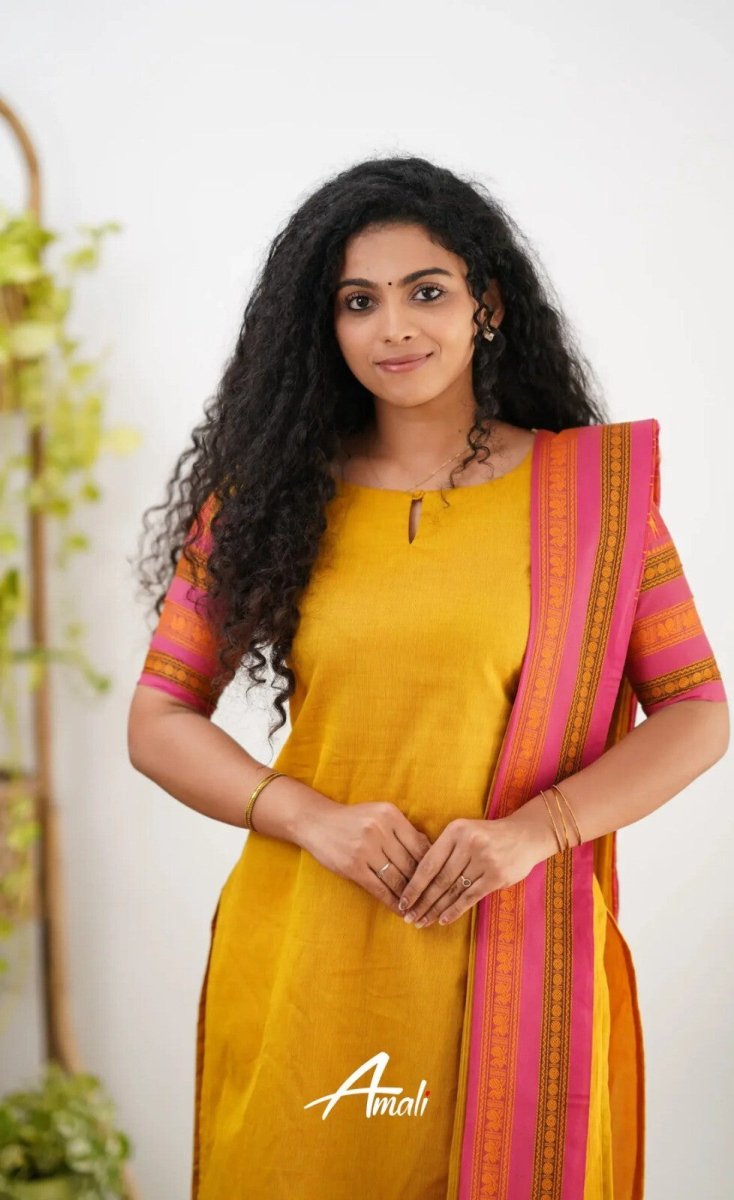 Pakistani Casual Yellow Cotton Solid & Kanchi Lining Cotton Salwar Kameez Women - 001FASHIONFORWARD