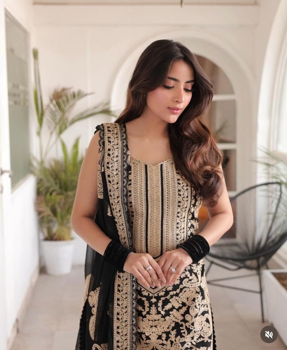 Pakistani Salwar Kameez Readymade Suit Embroidered Georgette Kurta - 001FASHIONFORWARD