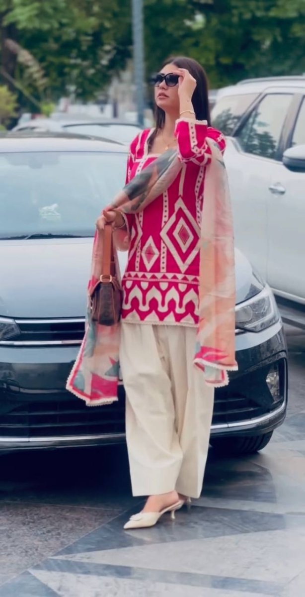 Pink & White Designer Farsi Salwar Suit WIth Chiffon Duppatta Suit set - 001FASHIONFORWARD