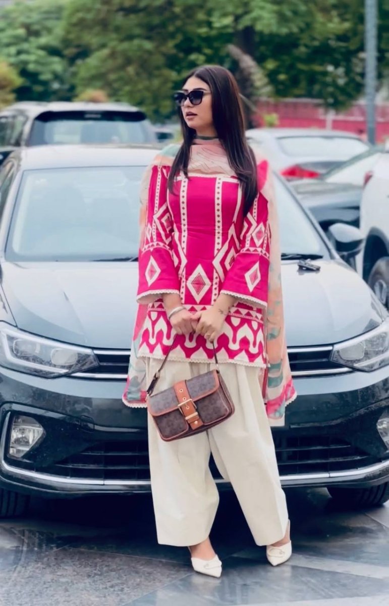 Pink & White Designer Farsi Salwar Suit WIth Chiffon Duppatta Suit set - 001FASHIONFORWARD