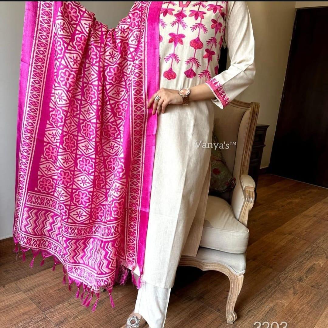 Salwar kameez South Cotton Kurta Set with Khadi Silk Dupatta – Aari Embroiderd - 001FASHIONFORWARD