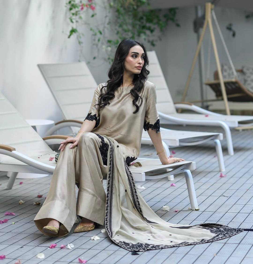 Star Georgette Farsi Pant Suit with Sequin Work – Festive Wear - 001FASHIONFORWARD