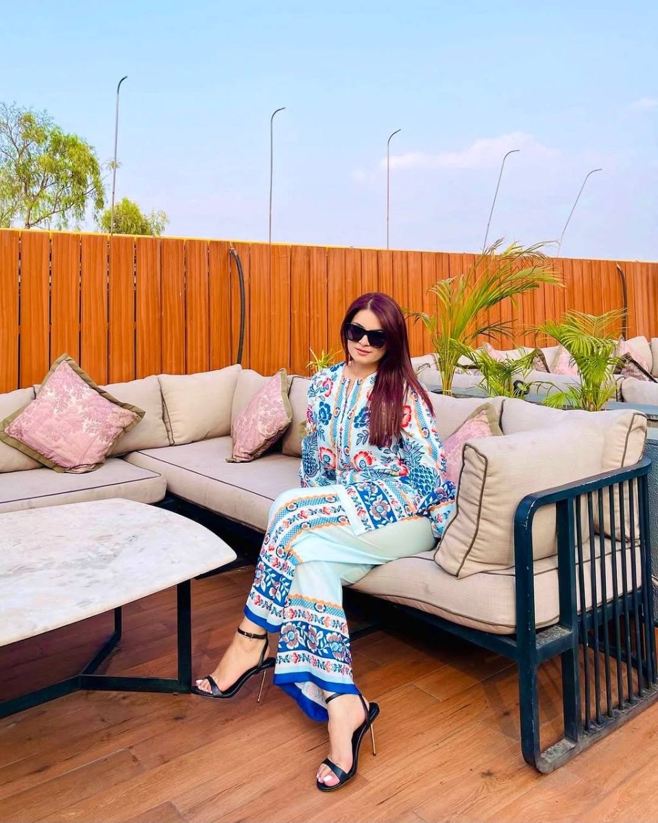 White & Blue Digital Printed Designer Farsi Suit WIth Chiffon Duppatta Suit set - 001FASHIONFORWARD