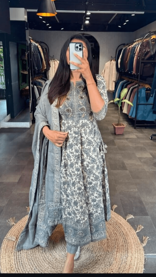 Women Designer Party Wear Kurti Set Indian Bollywood Anarkali Kurta Gown cotton - 001FASHIONFORWARD